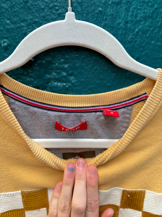 Gold checkered crew neck (M/L)