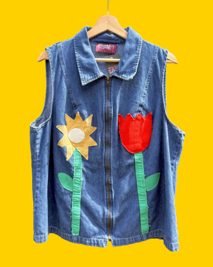 Flower zip up vest (L)
