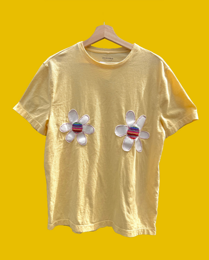 Yellow flower boob tee (M/L)