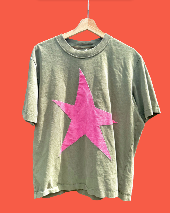 Green and pink star tee (L/XL)