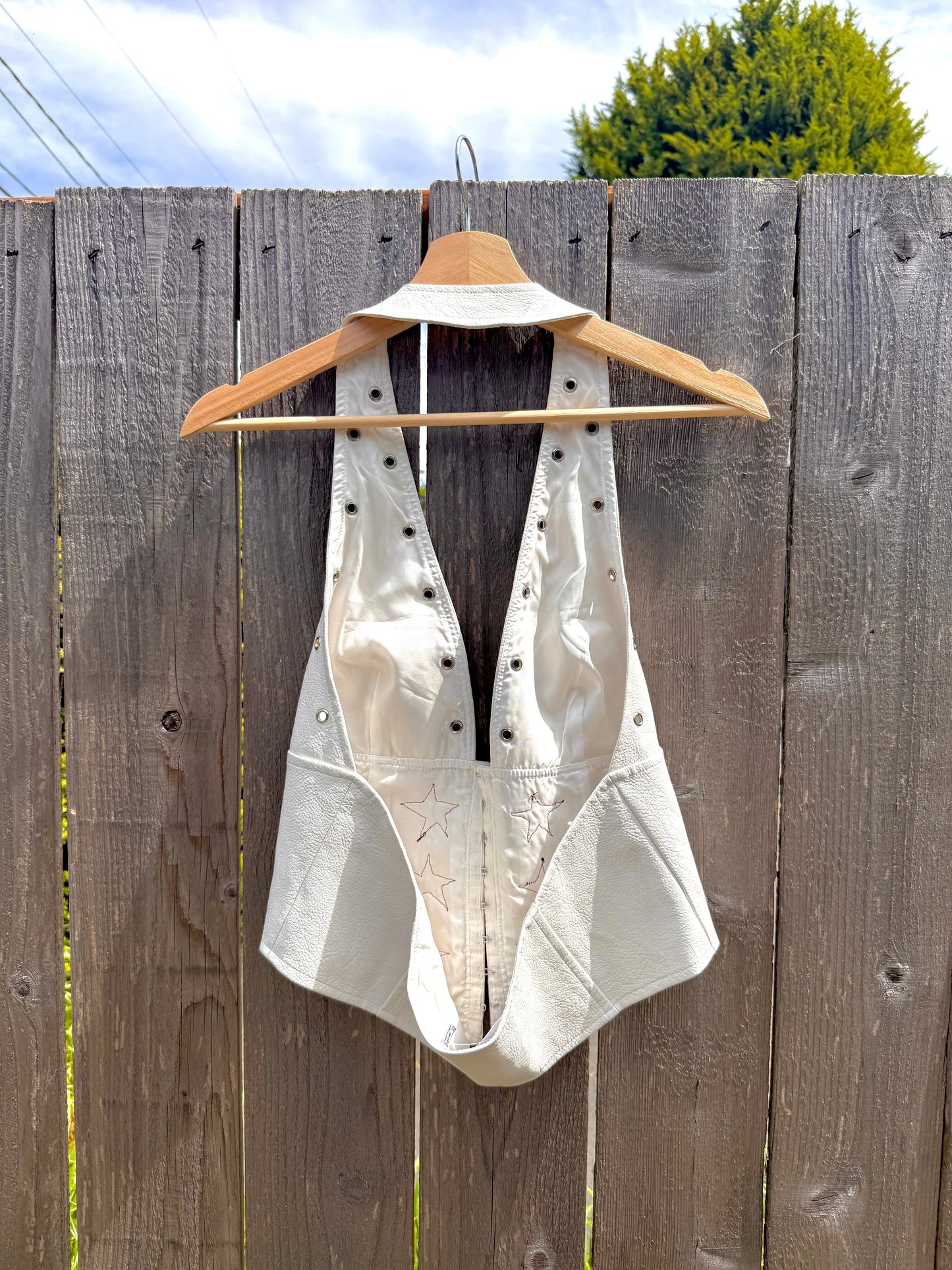 White leather halter (L)