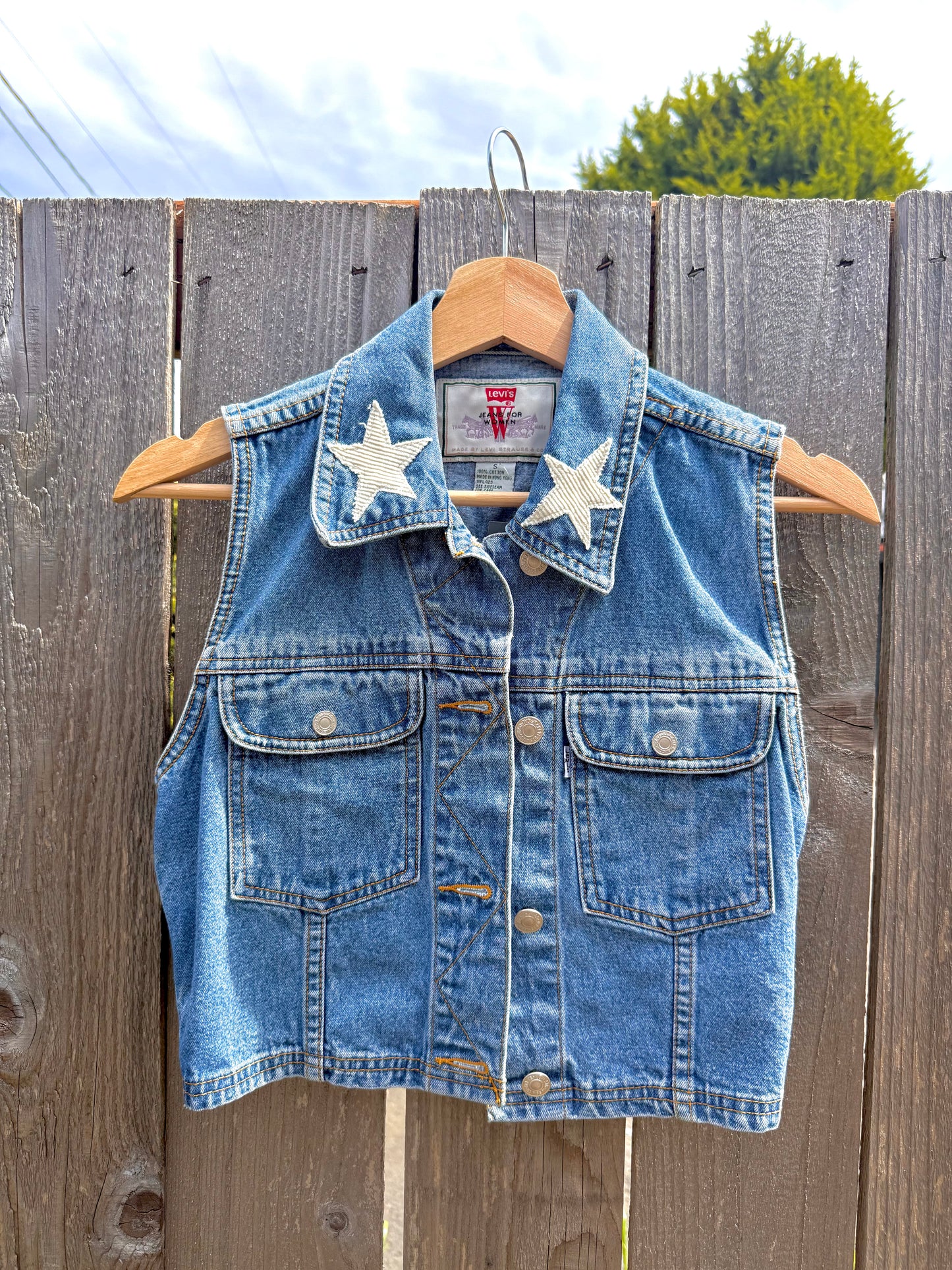 Levi’s denim vest (XS/S)
