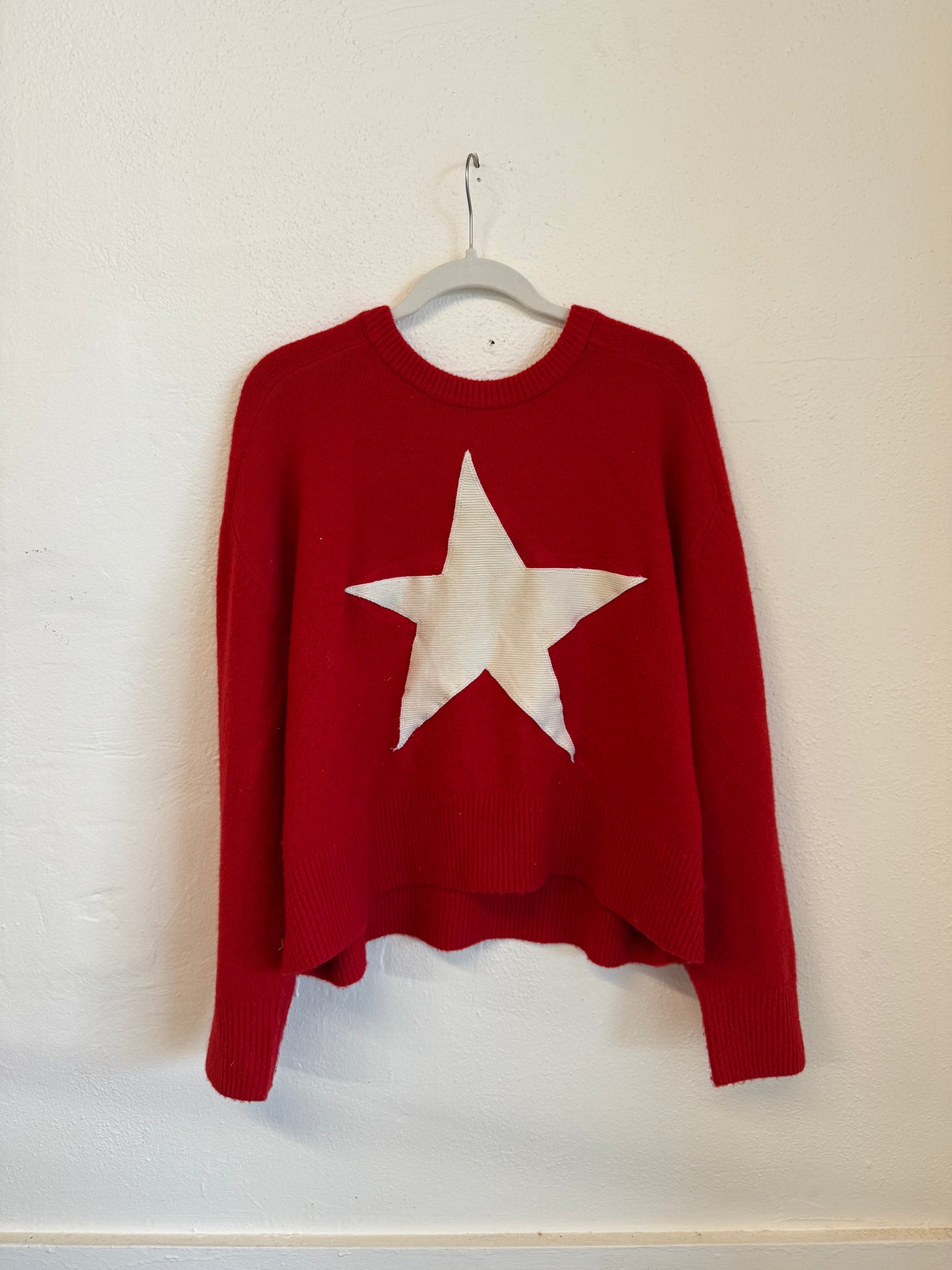 Red and White Corduroy Star Sweater (L/XL)