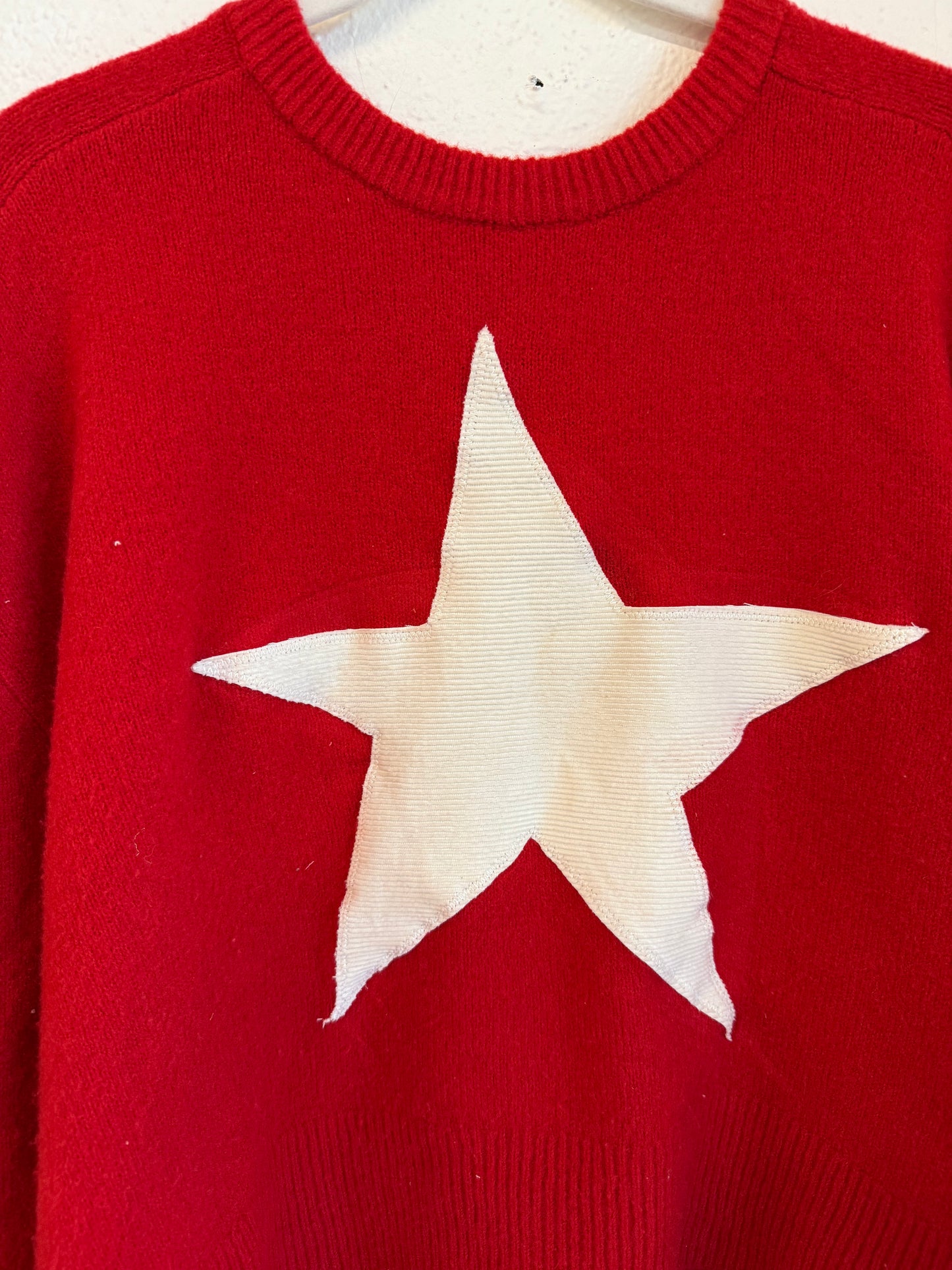 Red and White Corduroy Star Sweater (L/XL)