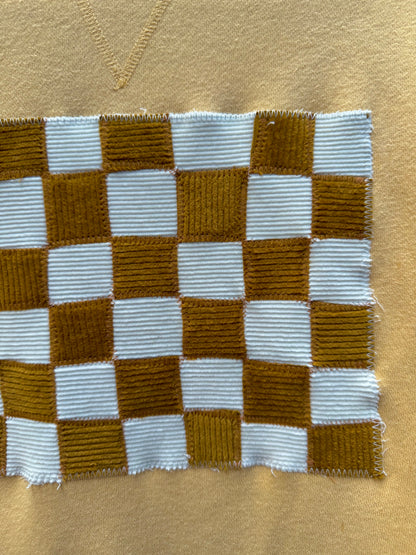Gold checkered crew neck (M/L)