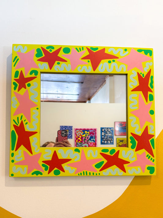 Green Star Squiggle Mirror (18x18)